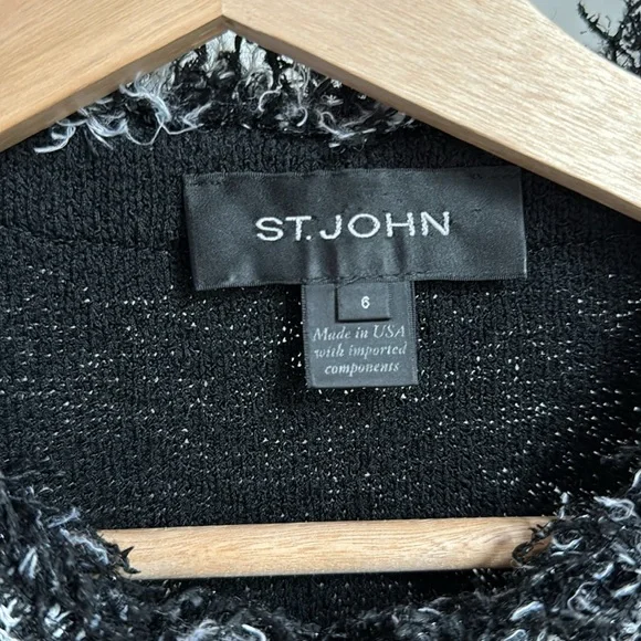 St. John Black and white Blazer